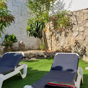 https://casa-feliz-torremolinos.hotelsinnerja.org